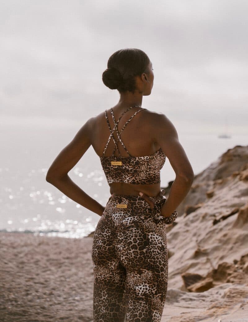 Top Ambar dark leopard animal print